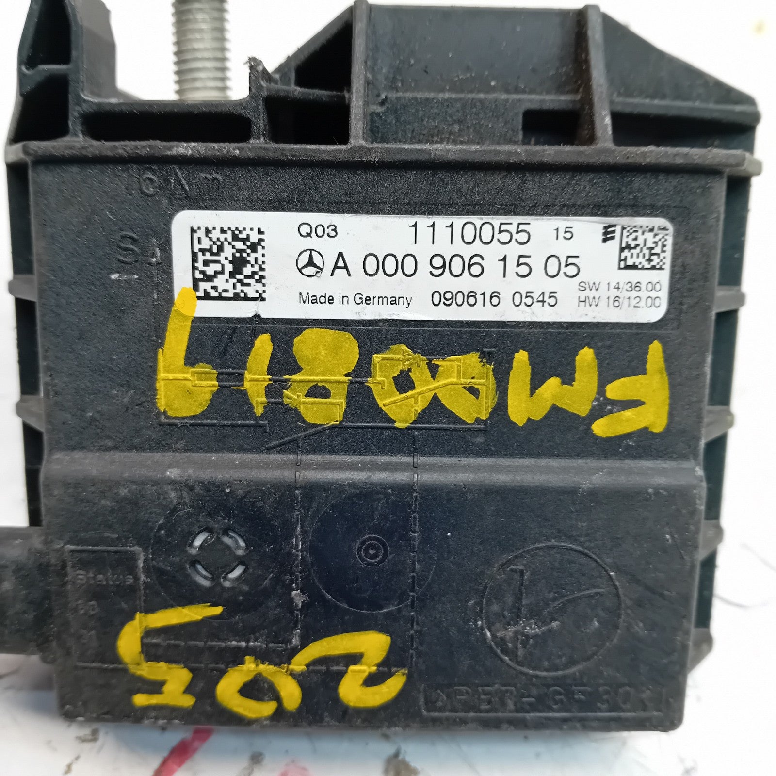 MERCEDES  C E CLASS W205 W213 NEGATIVE BATTERY CLAM TERMINAL A0009061505 FM00819