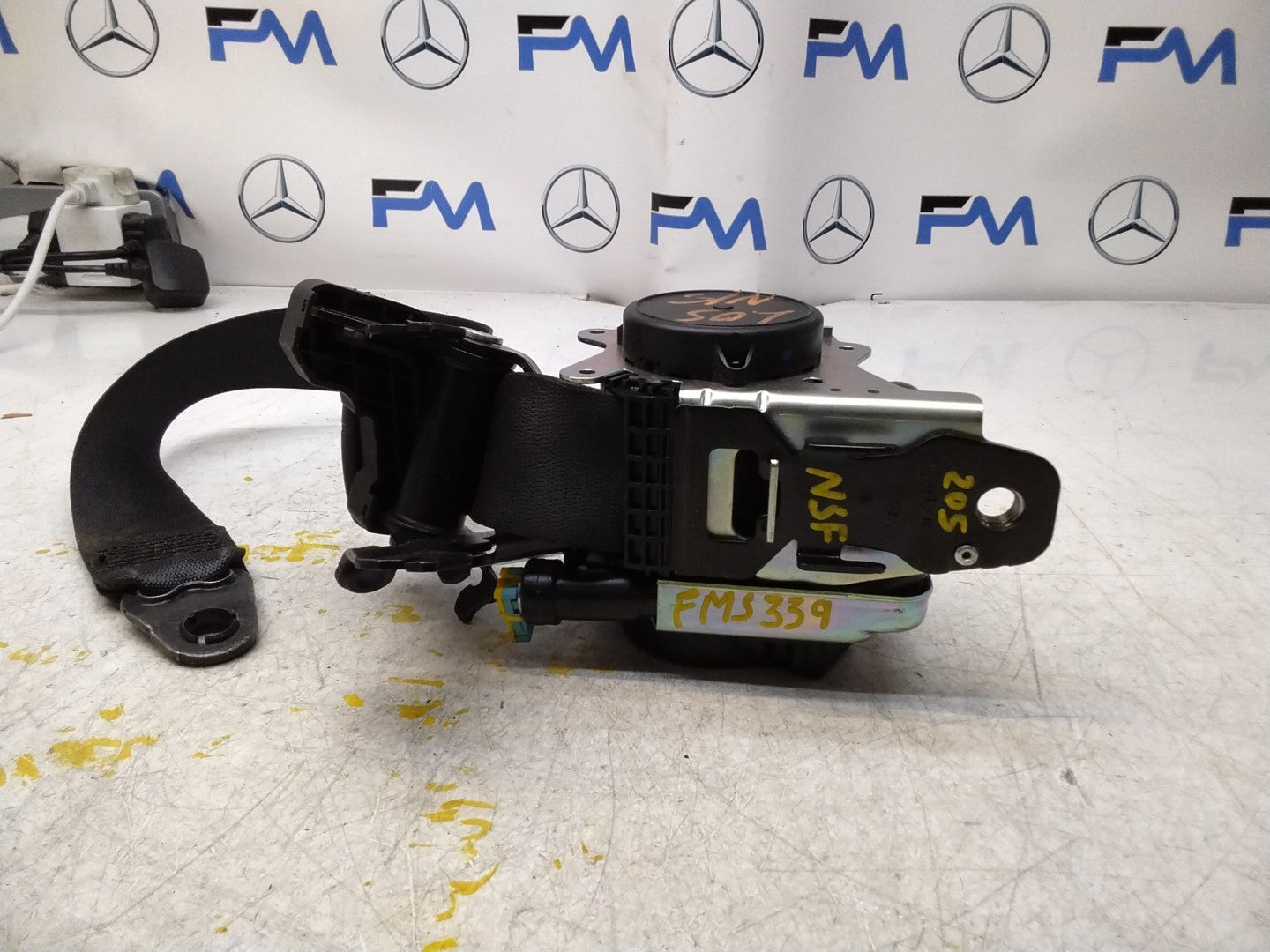 MERCEDES-BENZ W205 C CLASS FRONT LEFT PASSENGER SEATBELT A2058605185 FMS339 NSF