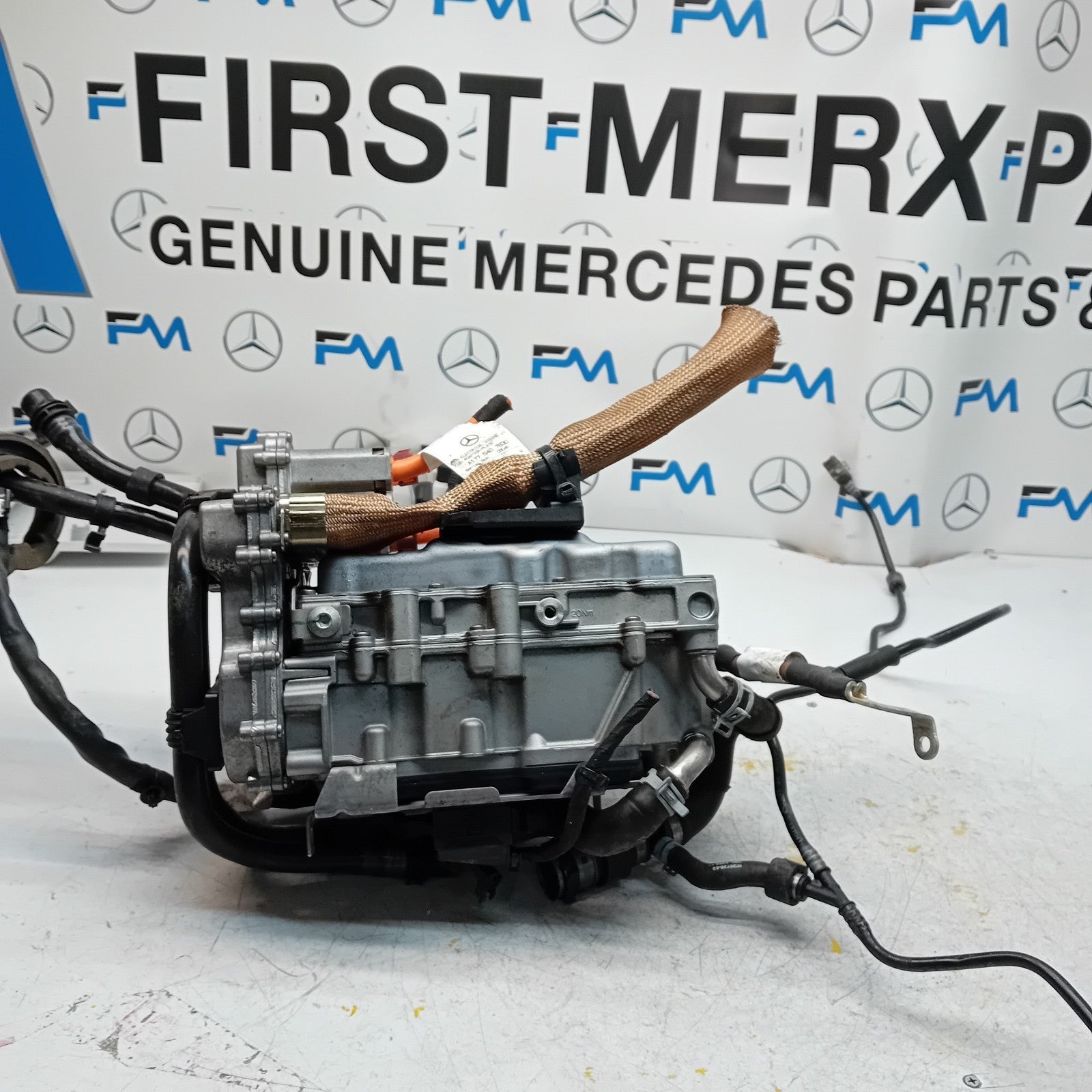 MERCEDES A CLASS W177 PETROL HYBROD BATTERY  CONVERTER  A1779003106 FM001131