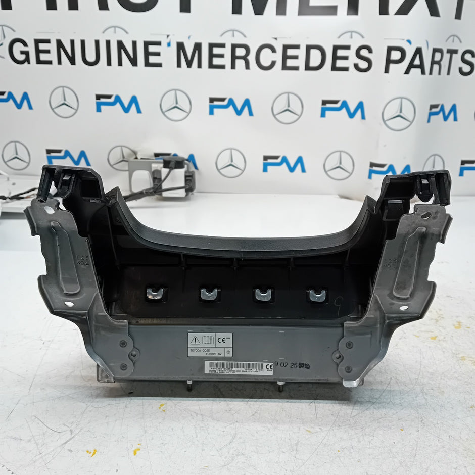 MITSUBISHI OUTLANDER MK3 KNEE AIR SRS BAG RIGHT DRIVER SIDE 7030A-31754 FM00990