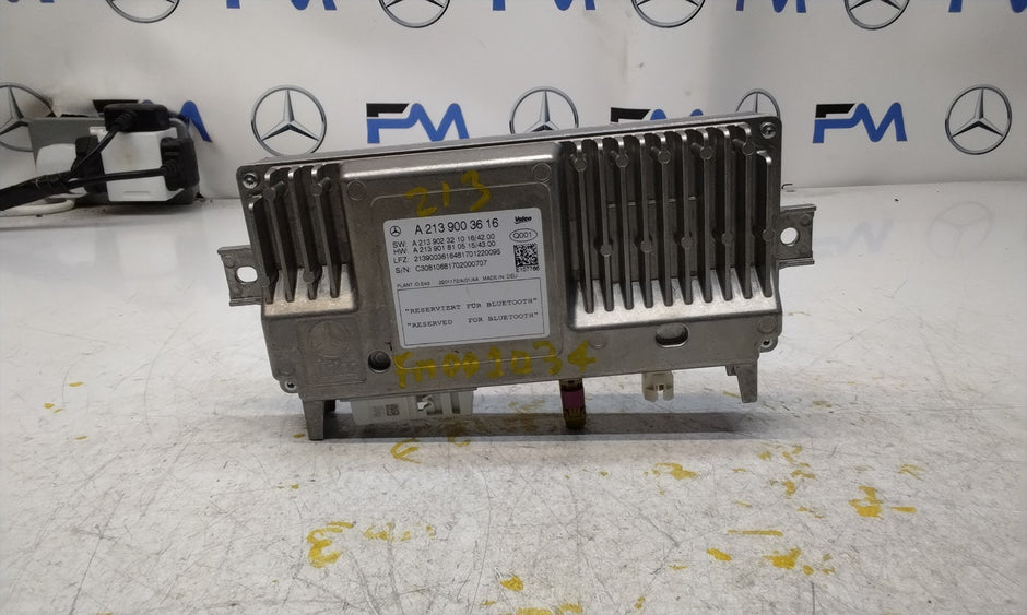 MERCEDES E-CLASS W213 BLUETOOTH PARKING CONTROL MODULE A2139003616 FM001034