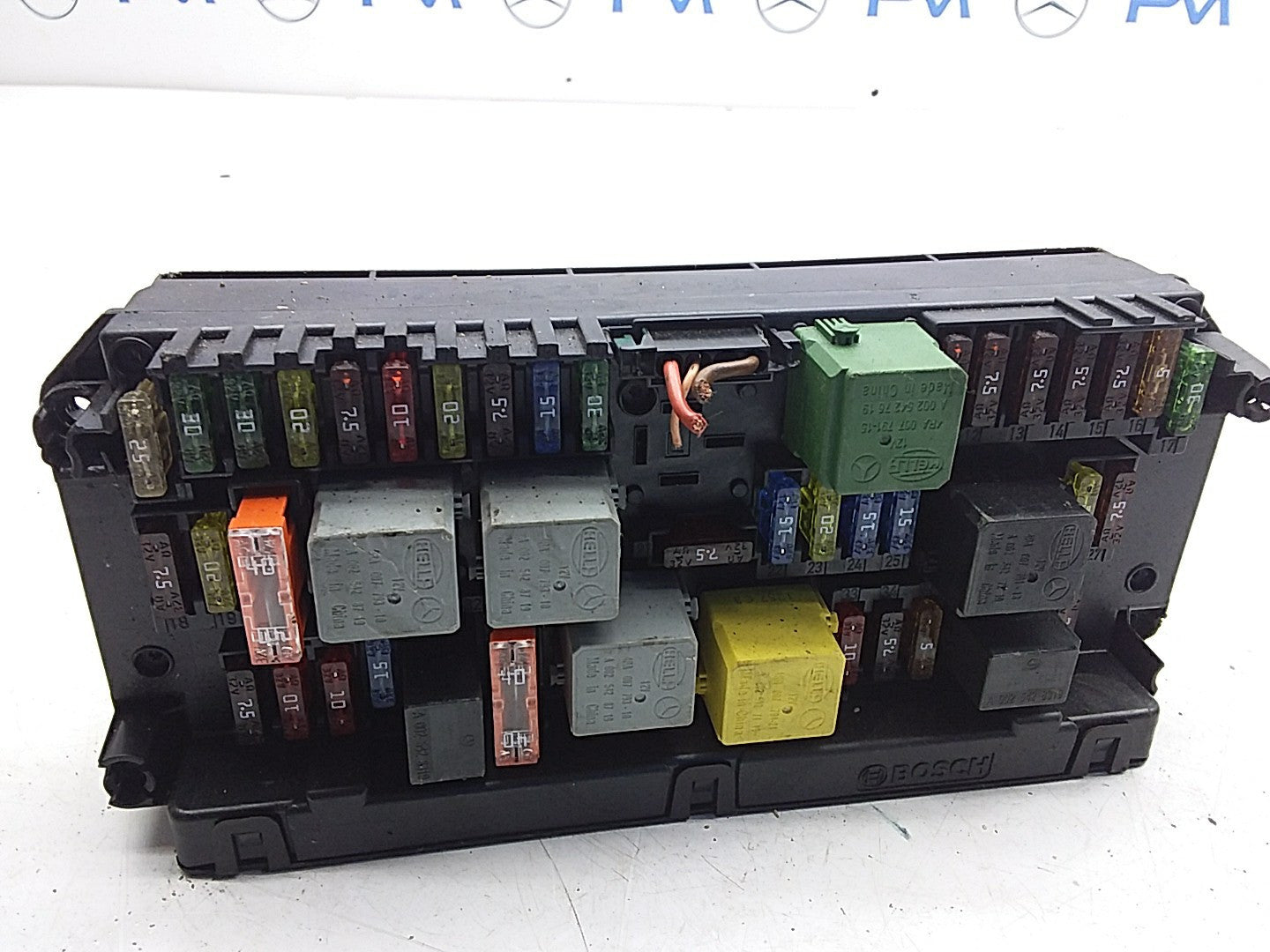 MERCEDES BENZ E-CLASS W12 2009-2016 FUSE RELAY BOX  A2129005812 FMF127