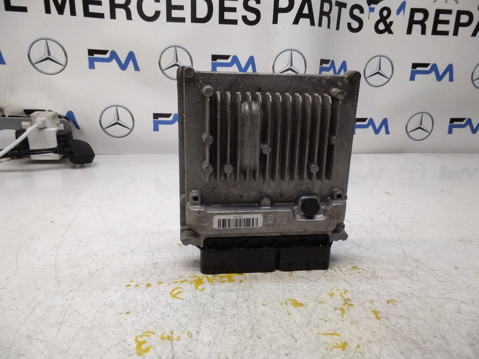 MERCEDES E-CLASS W176 2012 ENGINE  CONTROL MODULE A6519007003 FM00739