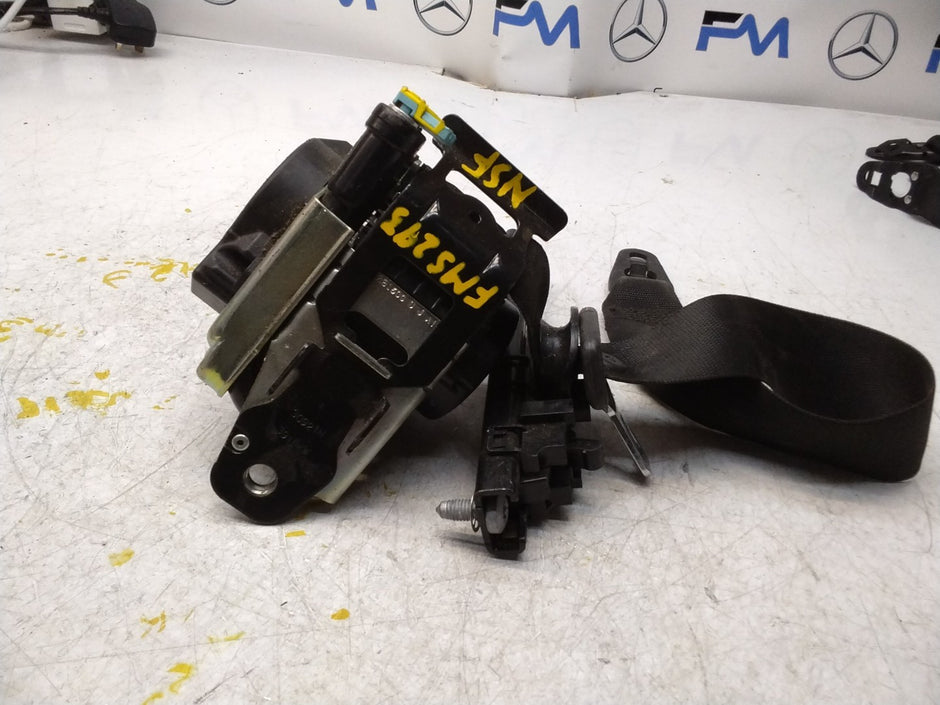 MERCEDES C CLASS SEAT BELT FRONT LEFT PASSENGER SIDE A2058600185 FMS293 NSF
