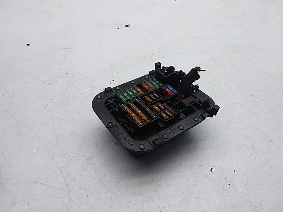 MERCEDES BENZ E-CLASS W213 2016 ONWARDS FUSE RELAY BOX A2135403038 FMF124