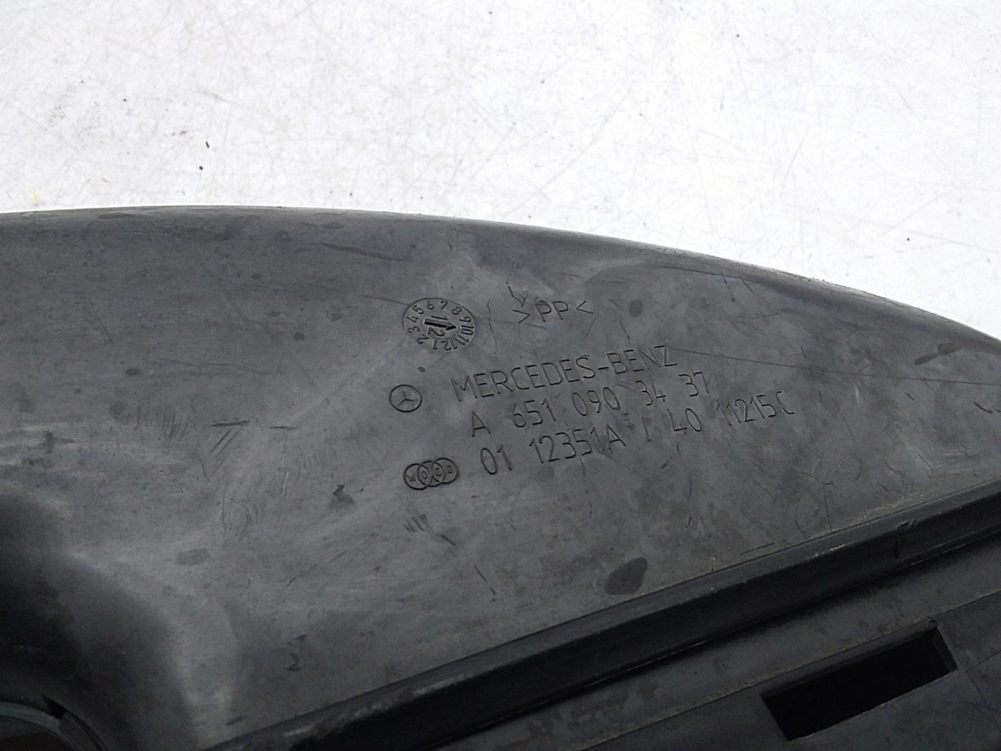 MERCEDES BENZ E-CLASS W212 AIR INTAKE TUBE A6510903437 FMI14