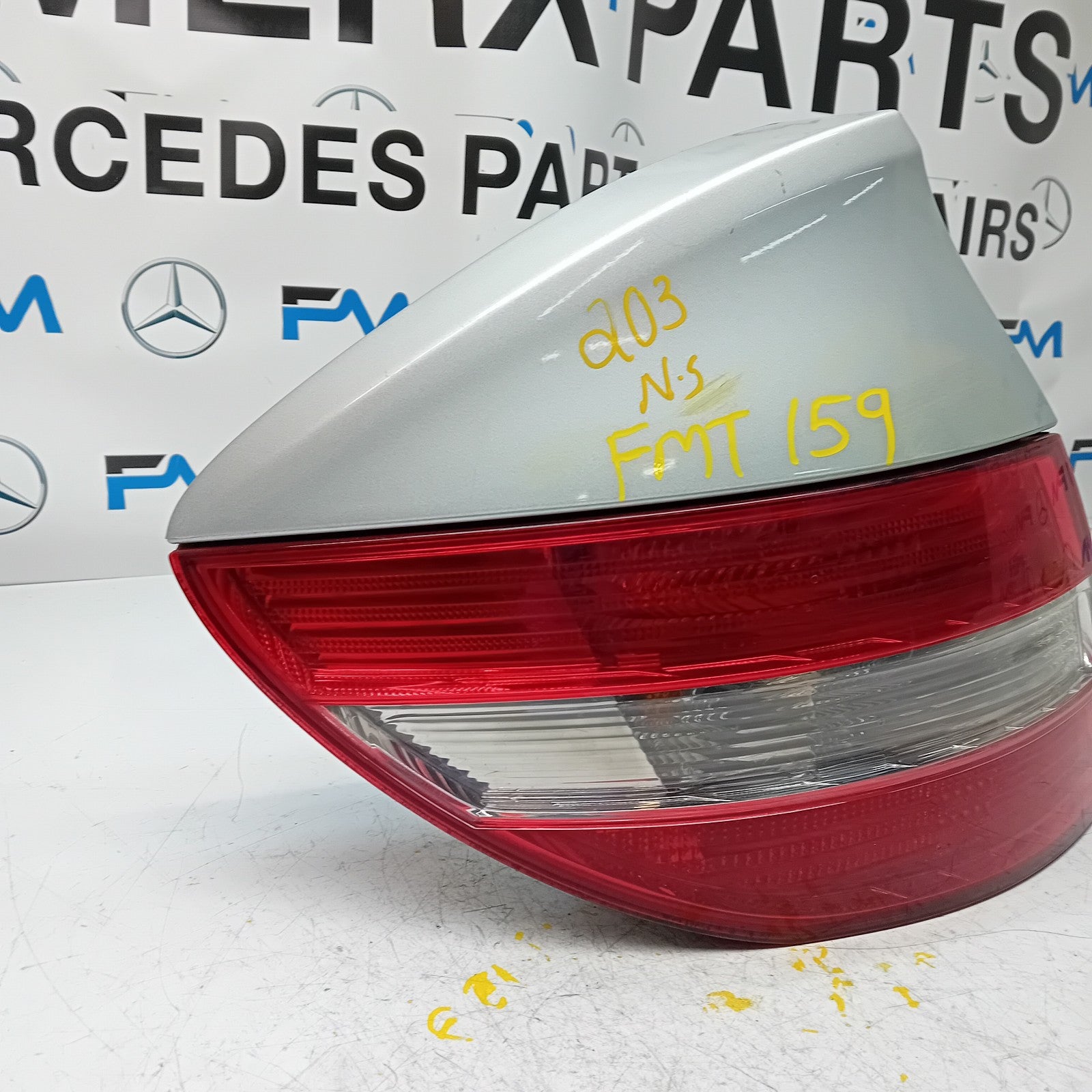 MERCEDES CLC W203 2008 PASSENGER SIDE NS REAR TAIL LIGHT A2038204764 FMT159