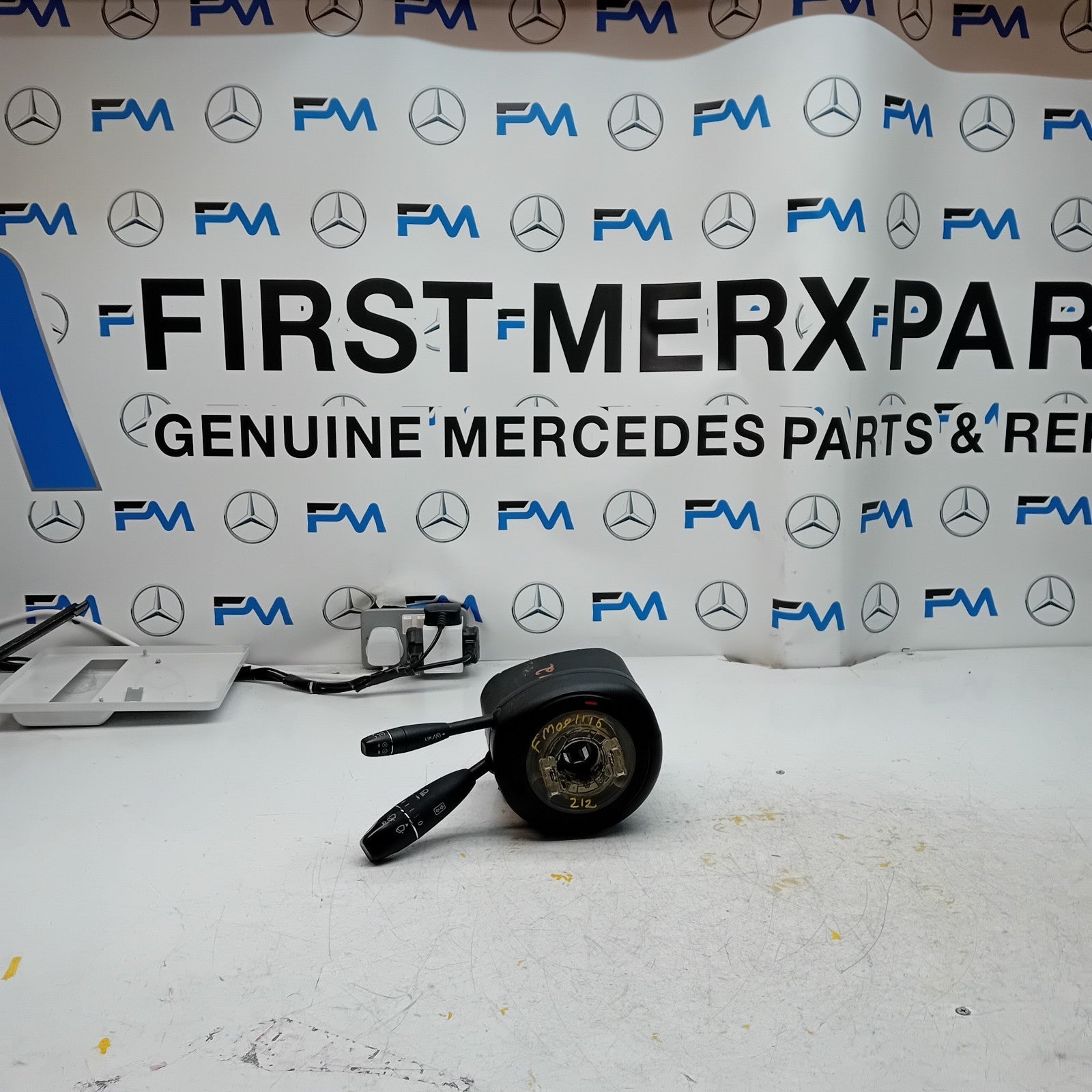 Mercedes E CLASS W212 INDICATOR/WIPER GEAR SELECT + SQUIB A2129007502 FM001116