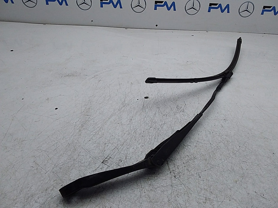 MERCEDES BENZ E-CLASS  W213 FRONT  ARM WIPER WINDSCREEN  W000062234 FM00886