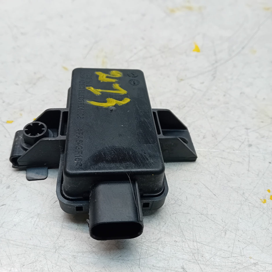 MERCEDES E-CLASS W213 W238 / TYRE PRESSURE CONTROL MODULE A0009008709 FM001069