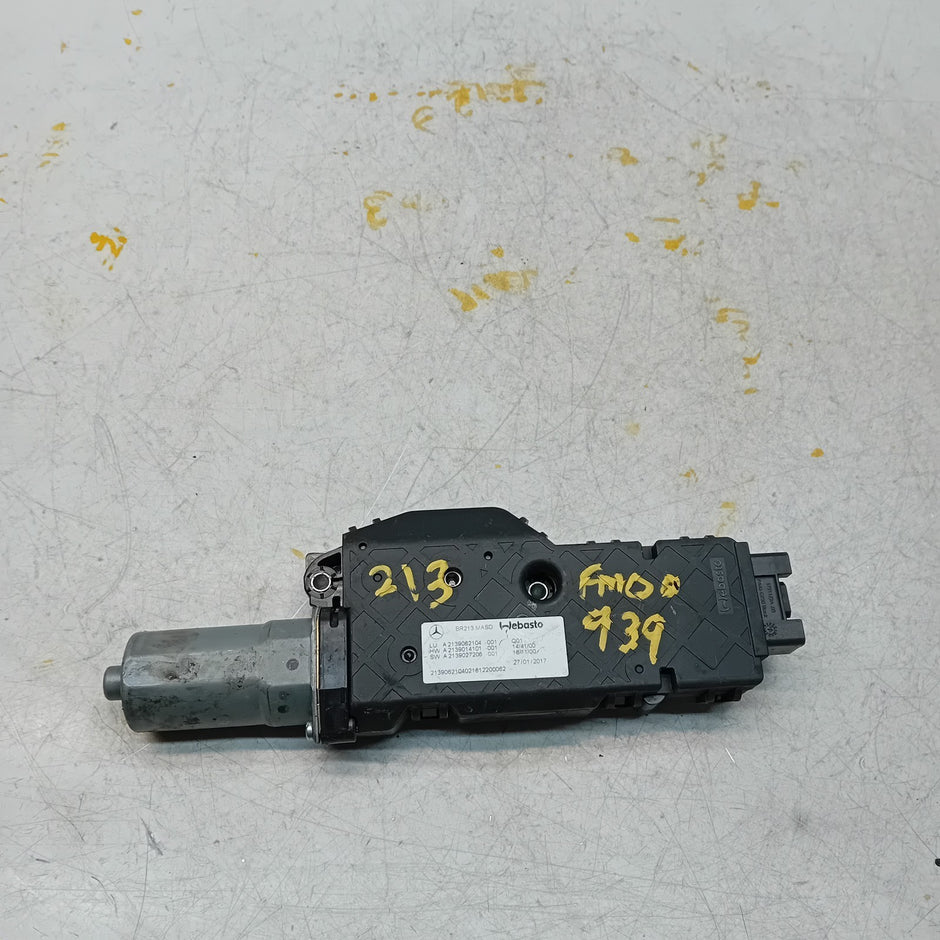 MERCEDES BENZ E-CLASS W213 2017 SUNROOF MOTOR  A2139062104 FM00939