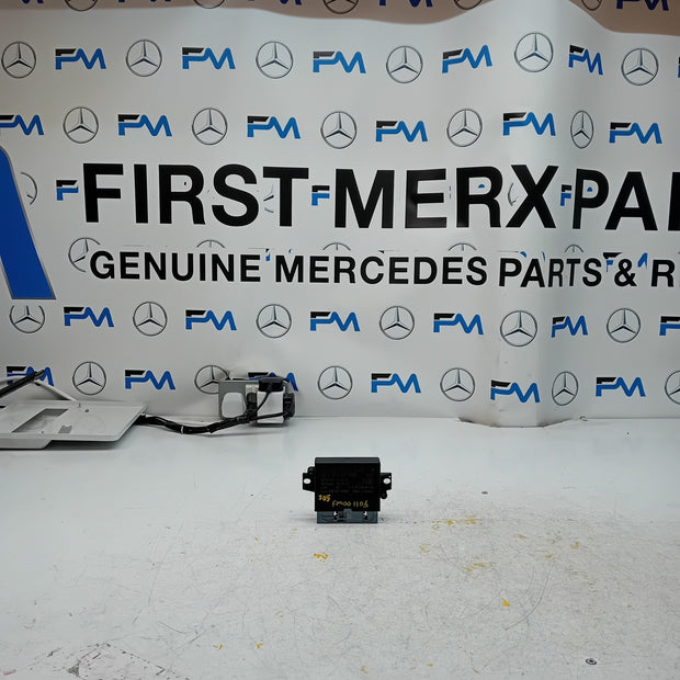 MERCEDES C-CLASS PARKING SENSOR CONTROL MODULE W205 A0009001808 FM001106