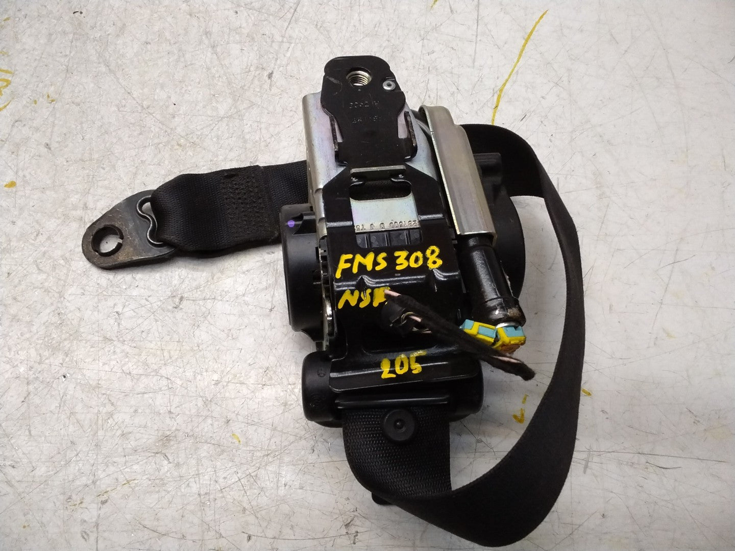 MERCEDES-BENZ C COUPE C205 W205  FRONT LEFT SEATBELT A2058601501 FMS308 NSF 