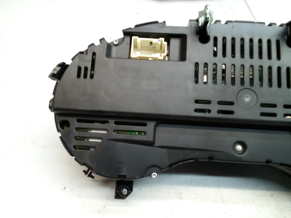 MERCEDES CLA W117 SPEEDOMETER INSTRUMENT CLUSTER A1179004201 FM00764