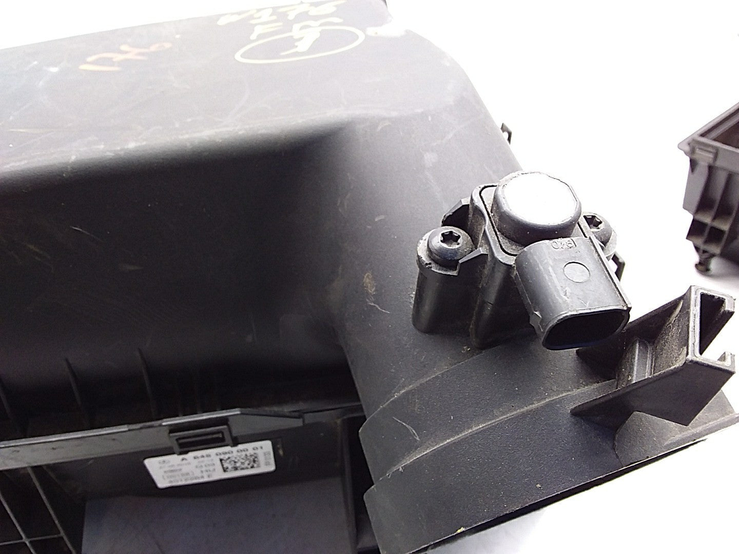 MERCEDES GLA CLASS X156 2013-2020 AIR FILTER BOX  SENSOR 2.1 D A6450900001 FMA01