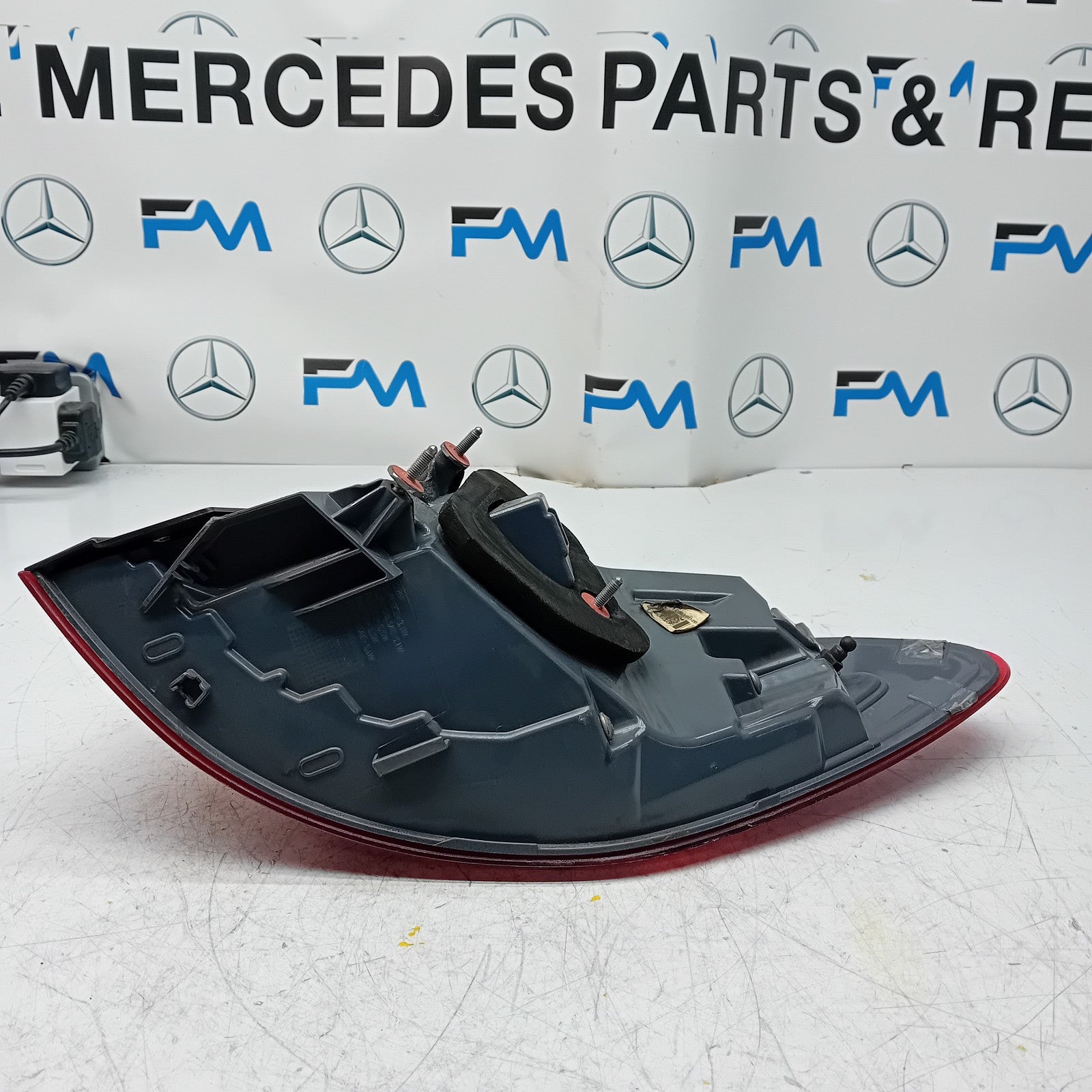 MERCEDES GLC W253 PASSENGER SIDE NS REAR TAIL LIGHT 2016 Onwards FMT161