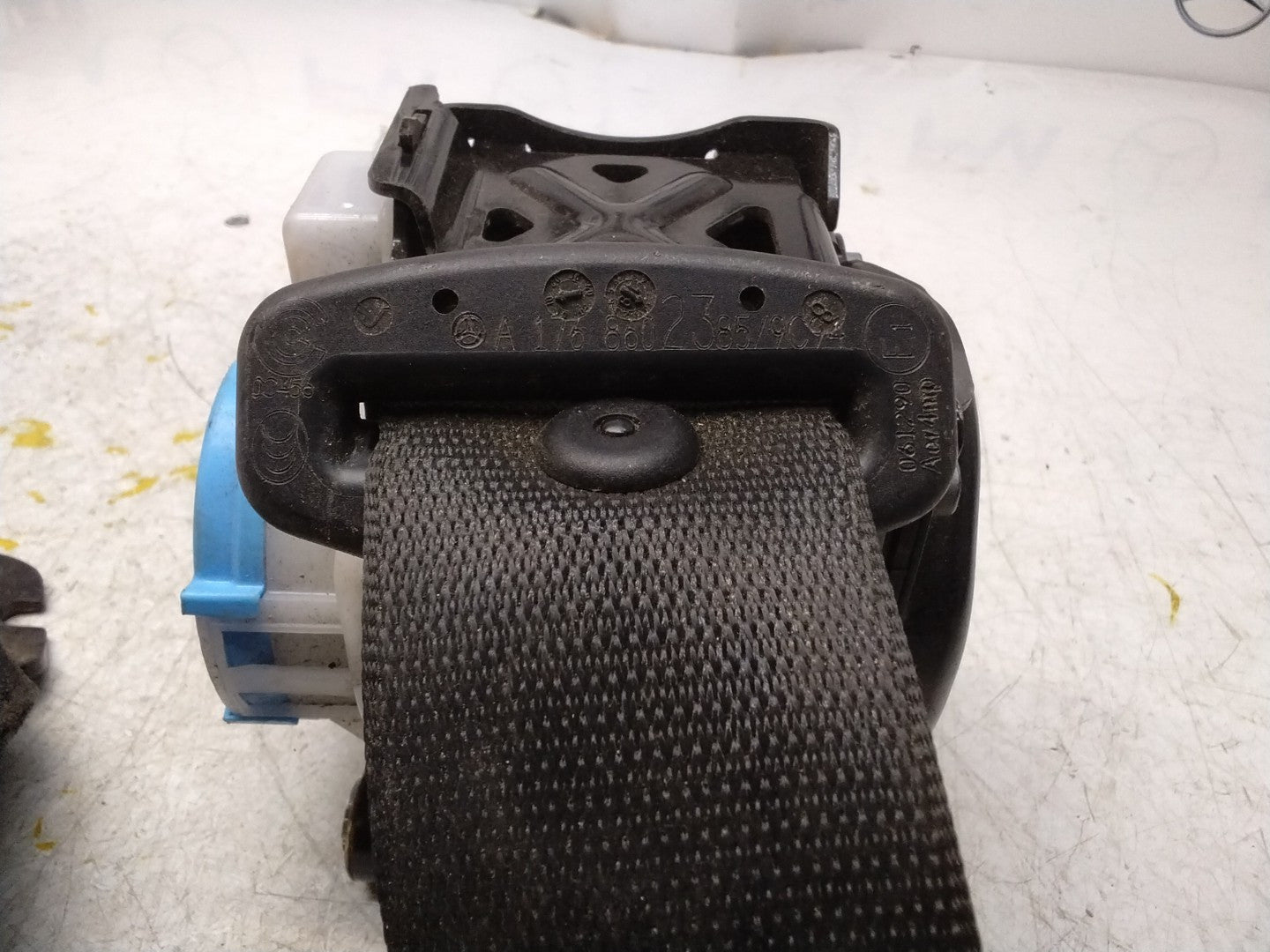 MERCEDES A CLASS W176 REAR L / R SIDE SEAT BELT A1768602385 FMS173 NSR OSR