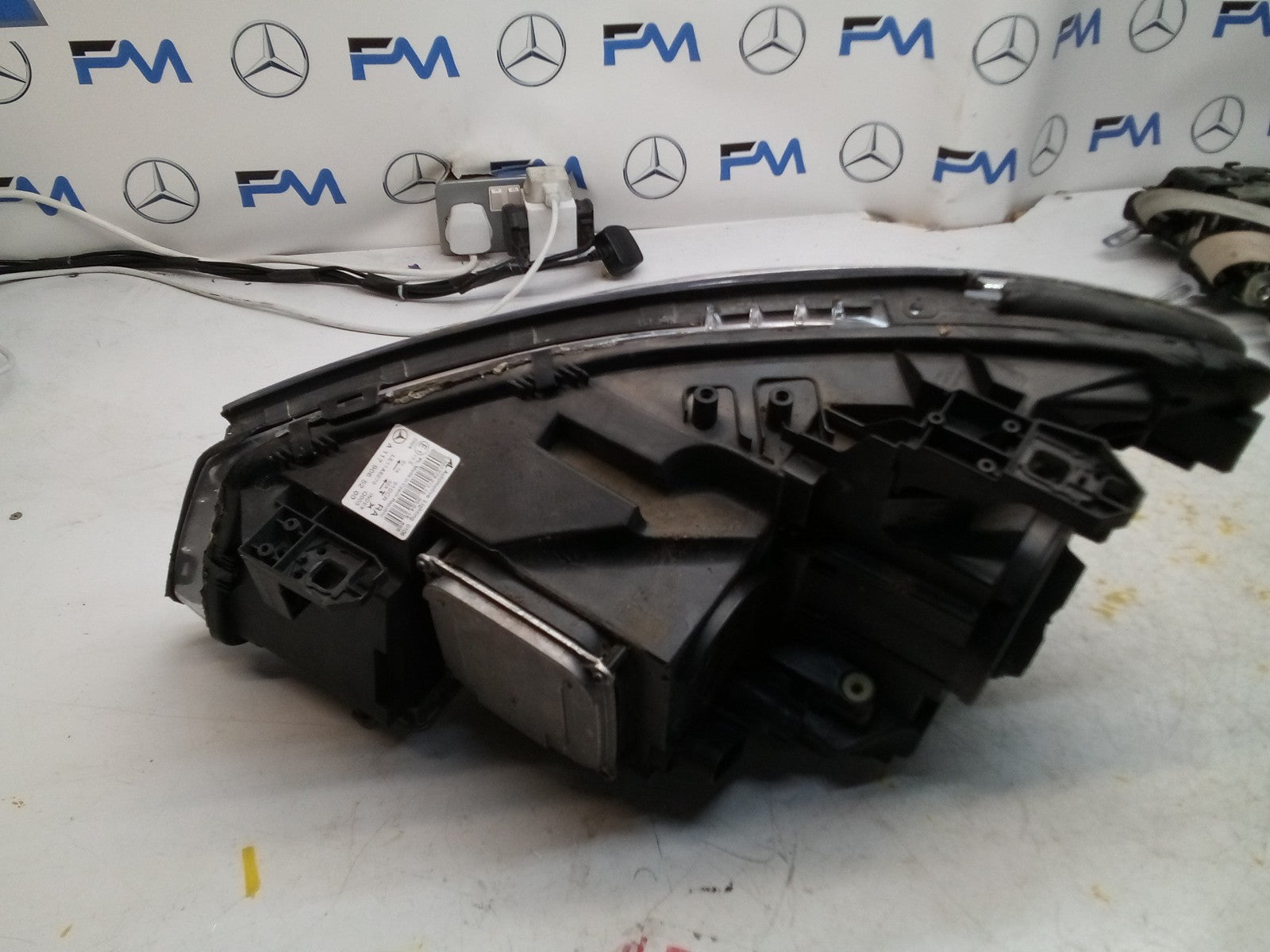 MERCEDES CLA W117 HEADLIGHT DRIVER OS RIGHT A1179065200 2015 FMH173