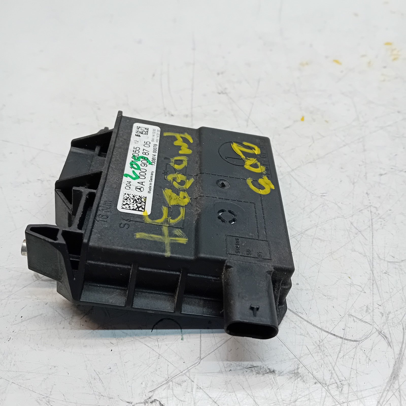 MERCEDES  C E CLASS W205 W213 NEGATIVE BATTERY CLAM TERMINAL A0009068705 FM00837