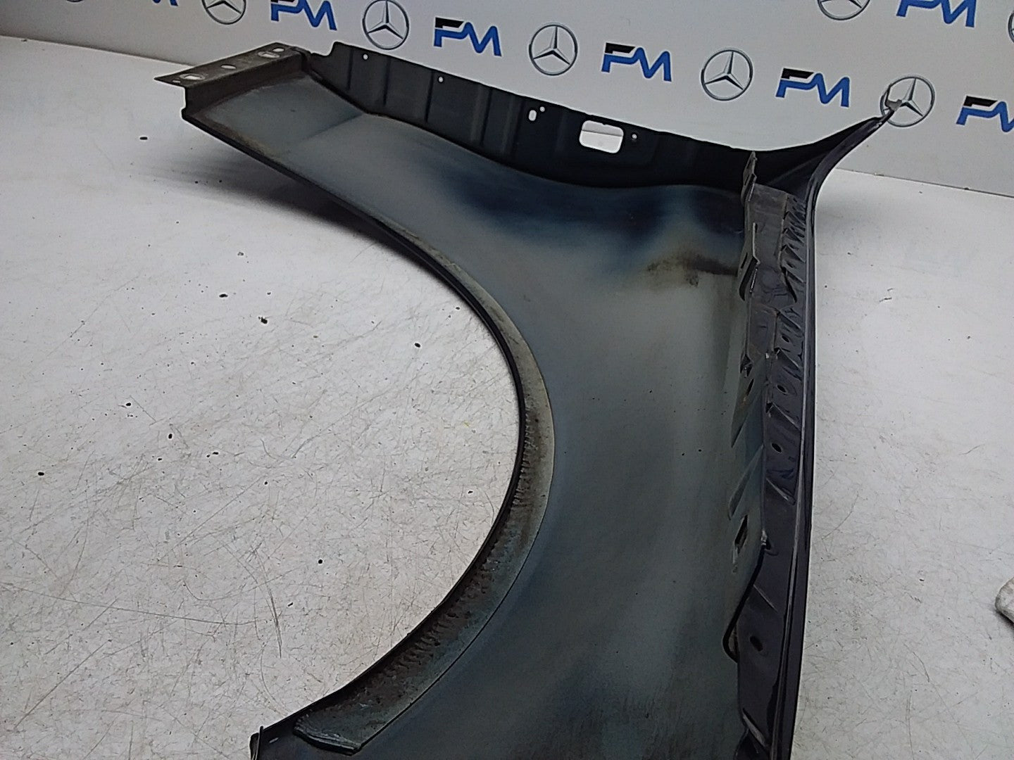 MERCEDES  C-CLASS W205 NS LEFT PASSENGER SIDEWINGS A2058810148 FMW05 (DAMAGED)