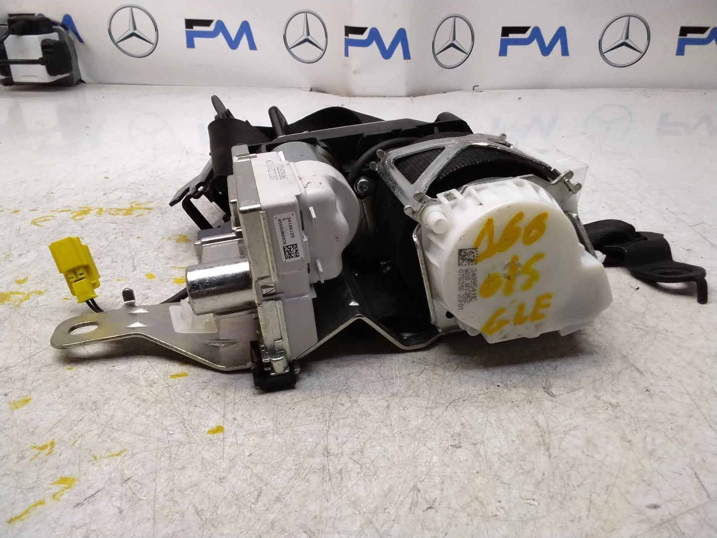 MERCEDES M CLASS GLE SEAT BELT FRONT RIGHT DRIVER A1668601400 W166 FMS376 OSF