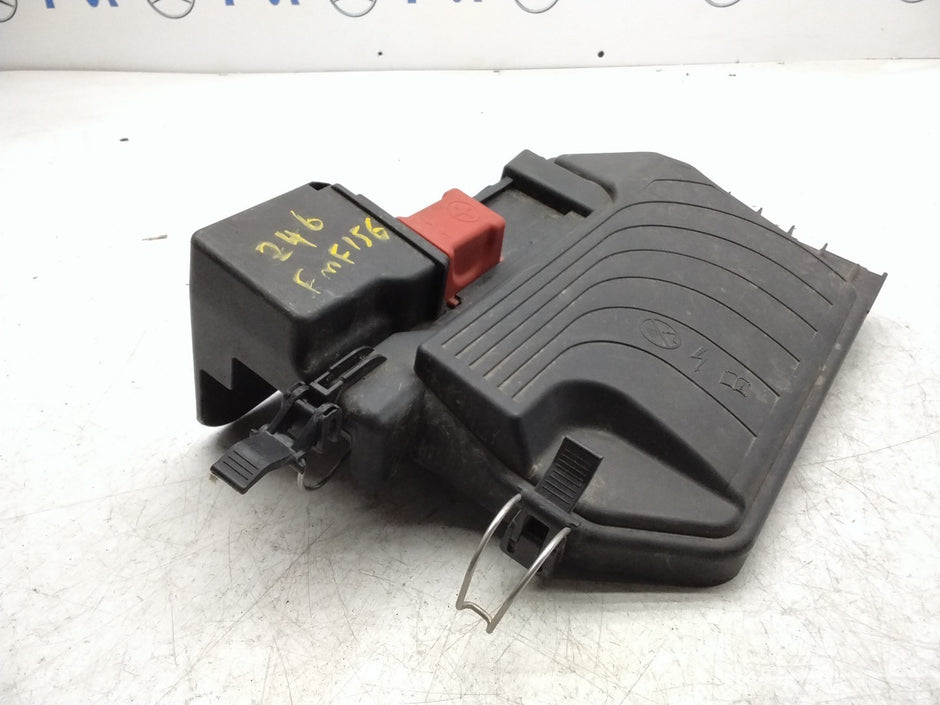 MERCEDES BENZ  B-CLASS  W246 FUSE RELAY JUNCTION BOX LID A2465400182  FMF156