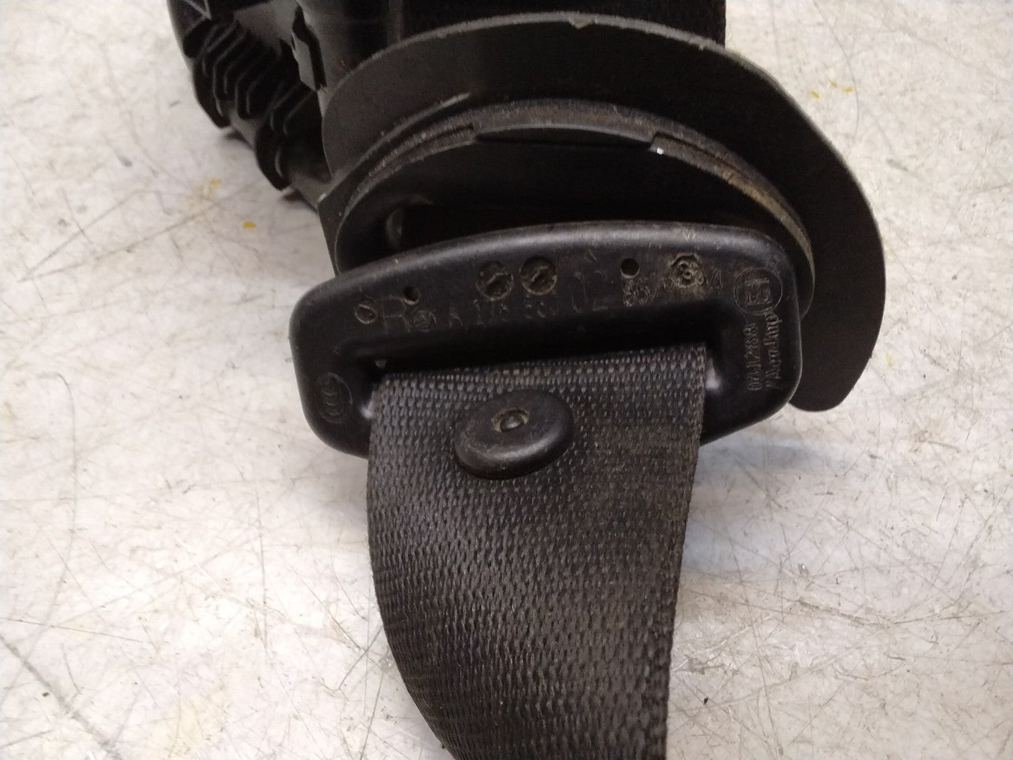 MERCEDES A CLASS SEAT BELT FRONT RIGHT A1768600285 W176 FMS182 OSF