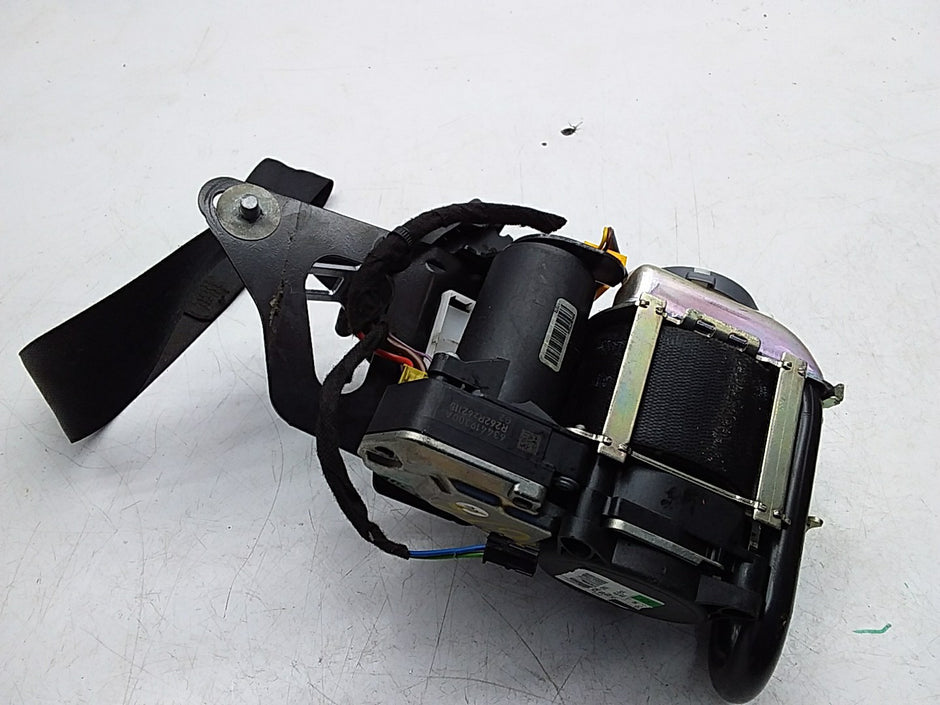 MERCEDES E-CLASS W238 SEAT BELT FRONT RIGHT DRIVER SIDE A2388602900 FMS248 OSF