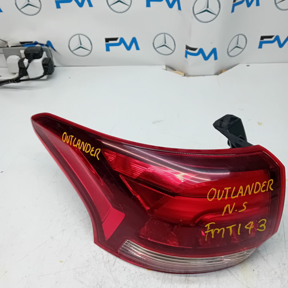MITSUBISHI OUTLANDER MK3 2015-19 PASSENGER SIDE NS OUTER REAR TAIL LIGHT FMT143