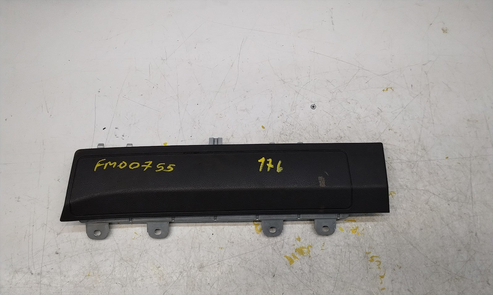 MERCEDES BENZ A-CLASS W176 O/S/F DRIVER SIDE KNEE AIRBAG FM00755