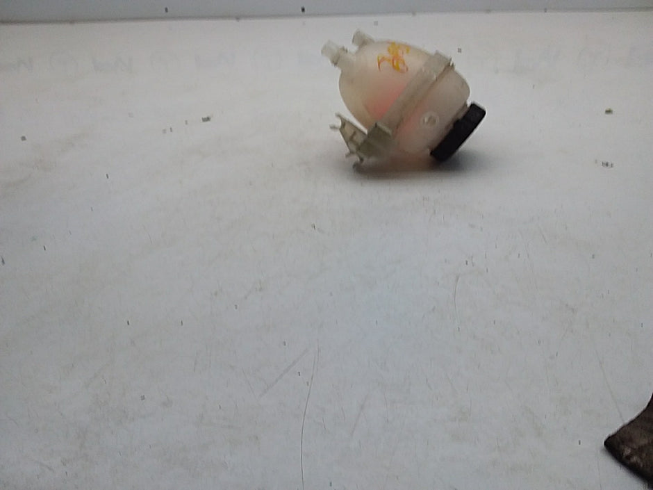 MERCEDES BENZ S-CLASS W222 COOLANT EXPANSION TANK 2014ONWARDS A2225000549 FMC109
