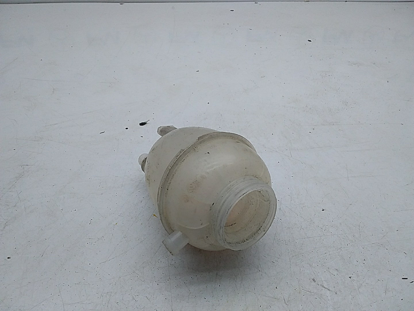 MERCEDES BENZ S-CLASS W222 COOLANT EXPANSION TANK 2014ONWARDS A2225000549 FMC114