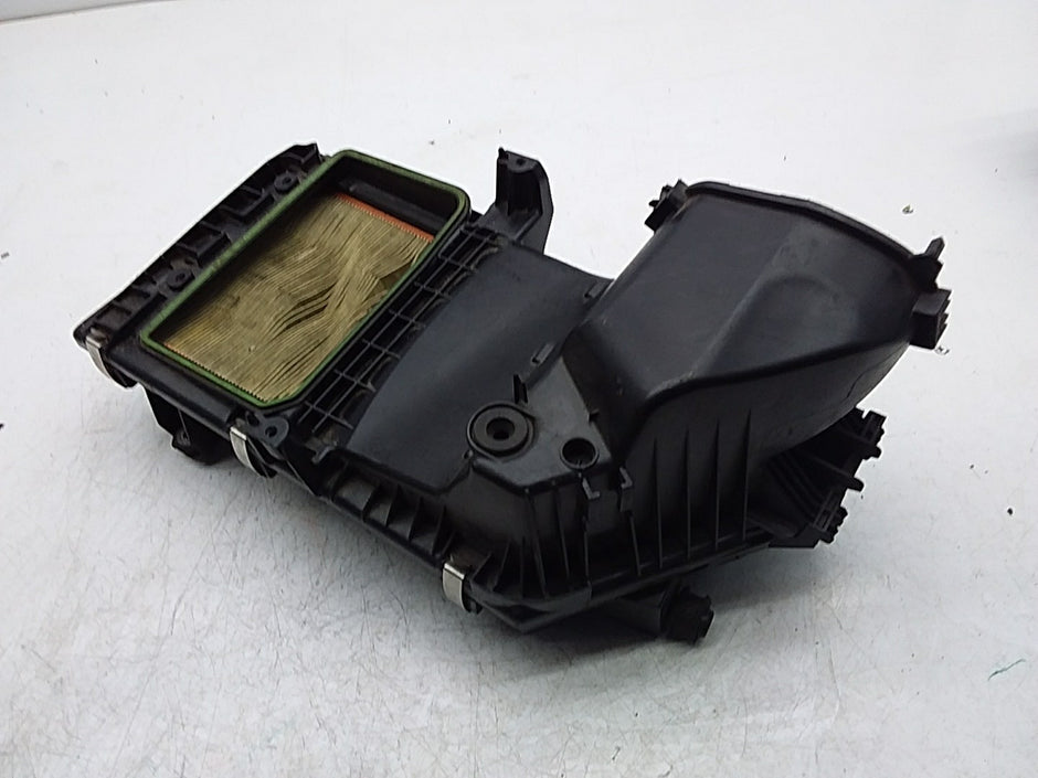 MERCEDES BENZ E-CLASS W213 AIR FILTER CLEANER BOX 2.0 P A6540900001 FMA47