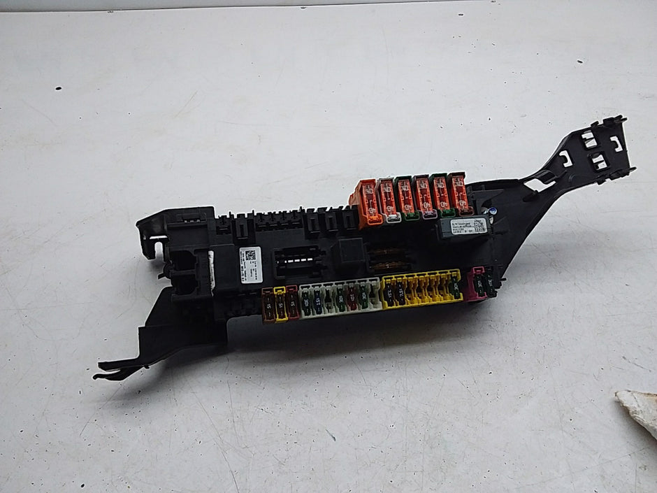 MERCEDES BENZ GLC W166 2015-2019 FUSE RELAY BOX  A1665402350 FMF126