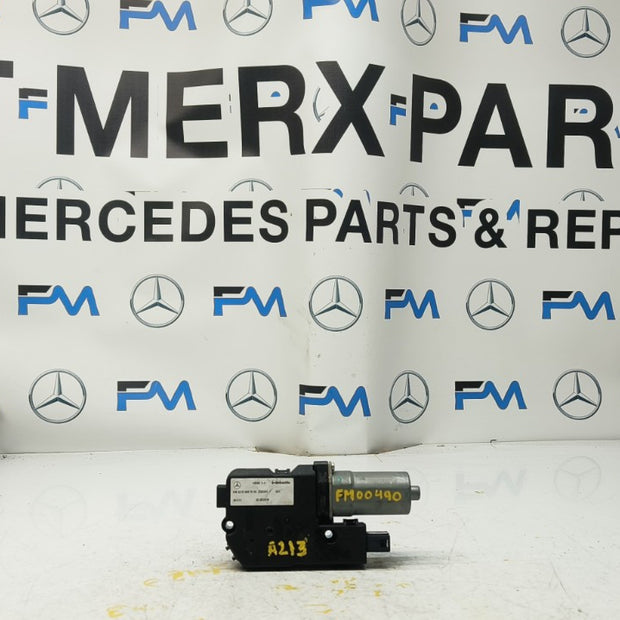 MERCEDES BENZ E-CLASS W213 SUNROOF MOTOR  A2139067003 FM00490