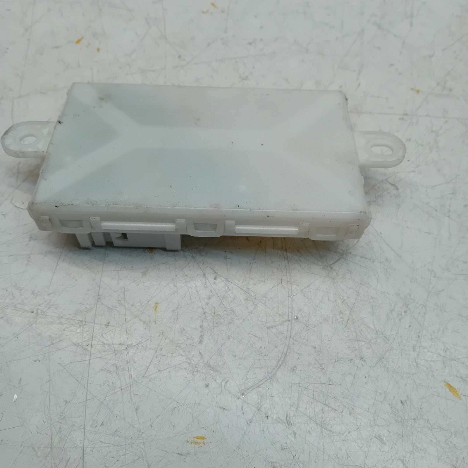 MERCEDES BENZ S-CLASS KEYLESS GO CONTROL UNIT W222 A2229009915 FM00862