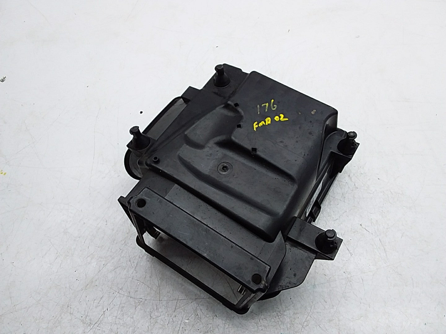 MERCEDES GLA CLASS X156 2013-2020 AIR FILTER BOX   A6450900001 FMA02