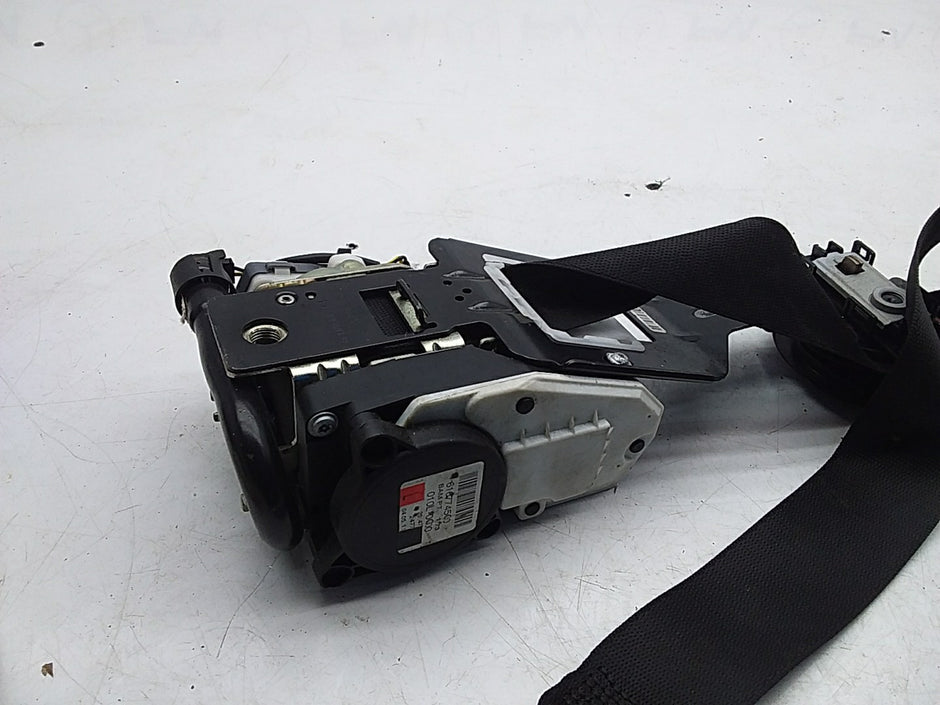 MERCEDES C-CLASS W204 SEAT BELT FRON  LEFT PASSENGER SIDE A2048602185 FMS206 NSF