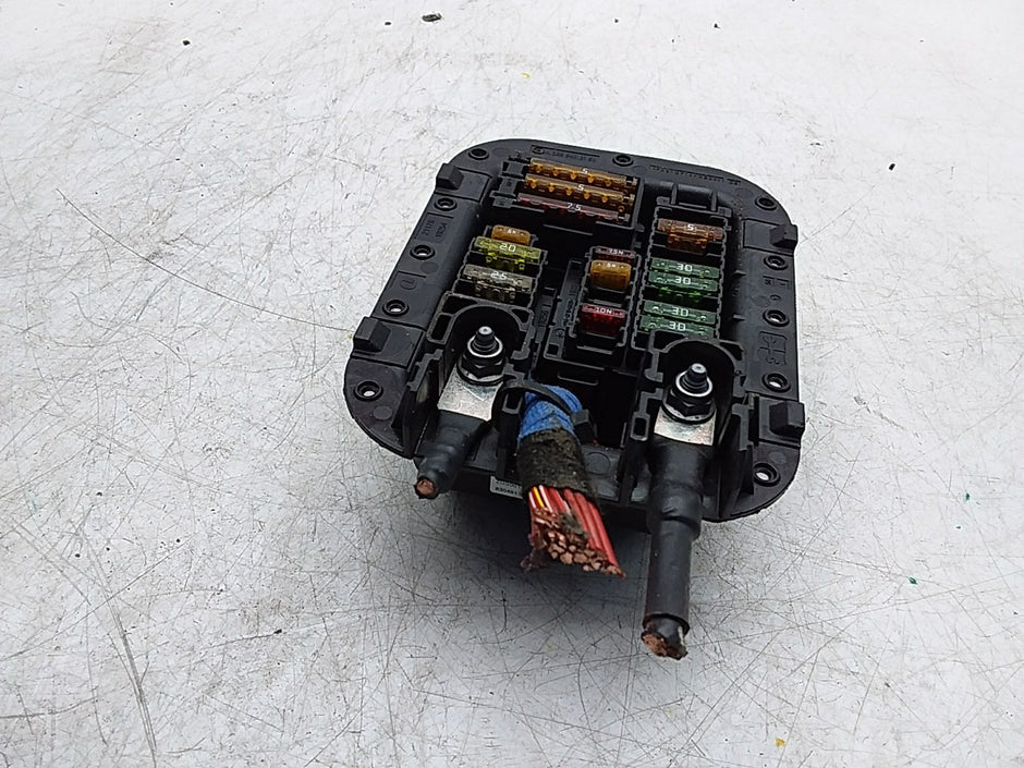 Mercedes S-CLASS  W222 Fuse Relay Junction Box  FMF149 A2225403150