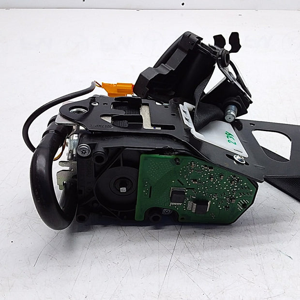 MERCEDES E-CLASS W238 SEAT BELT FRONT RIGHT DRIVER SIDE A2388602900 FMS251 OSF