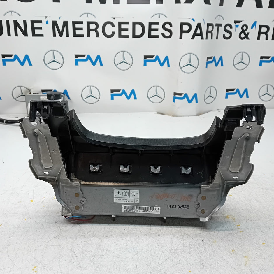 MITSUBISHI OUTLANDER MK3 KNEE AIR SRS BAG RIGHT DRIVER SIDE 7030A-31754 FM00989
