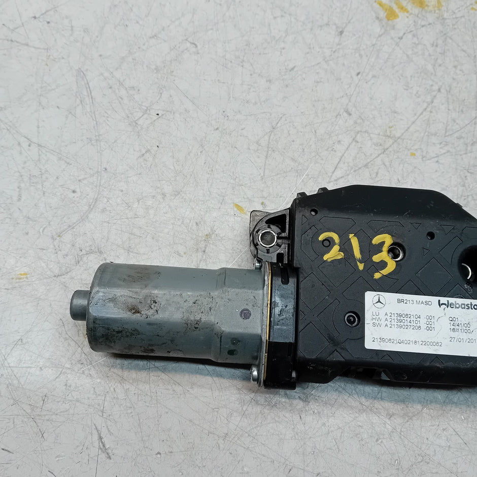 MERCEDES BENZ E-CLASS W213 2017 SUNROOF MOTOR  A2139062104 FM00939
