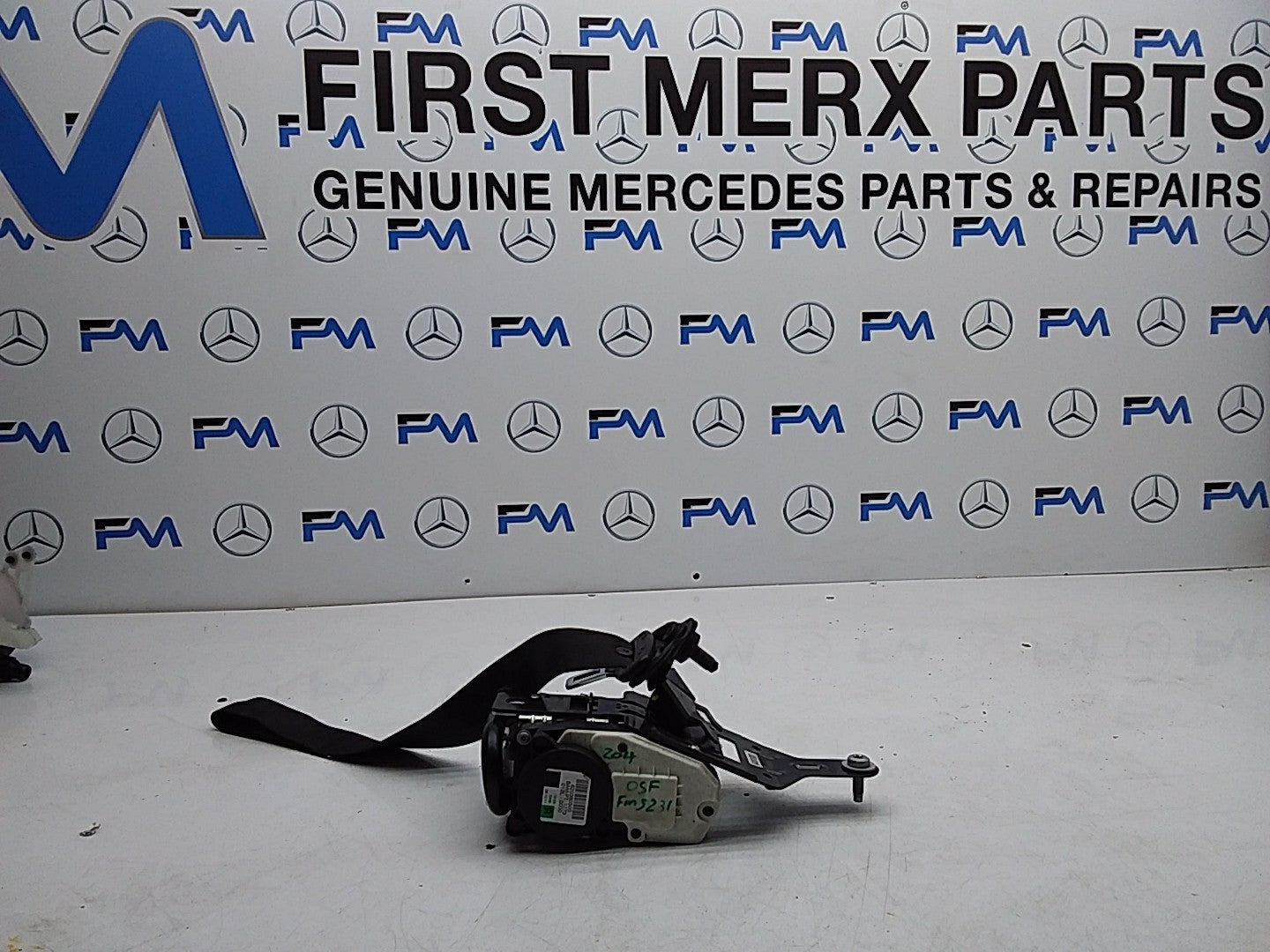 MERCEDES C-CLASS W204 SEAT BELT FRONT RIGHT DRIVER SIDE A2048601685 FMS231 OSF