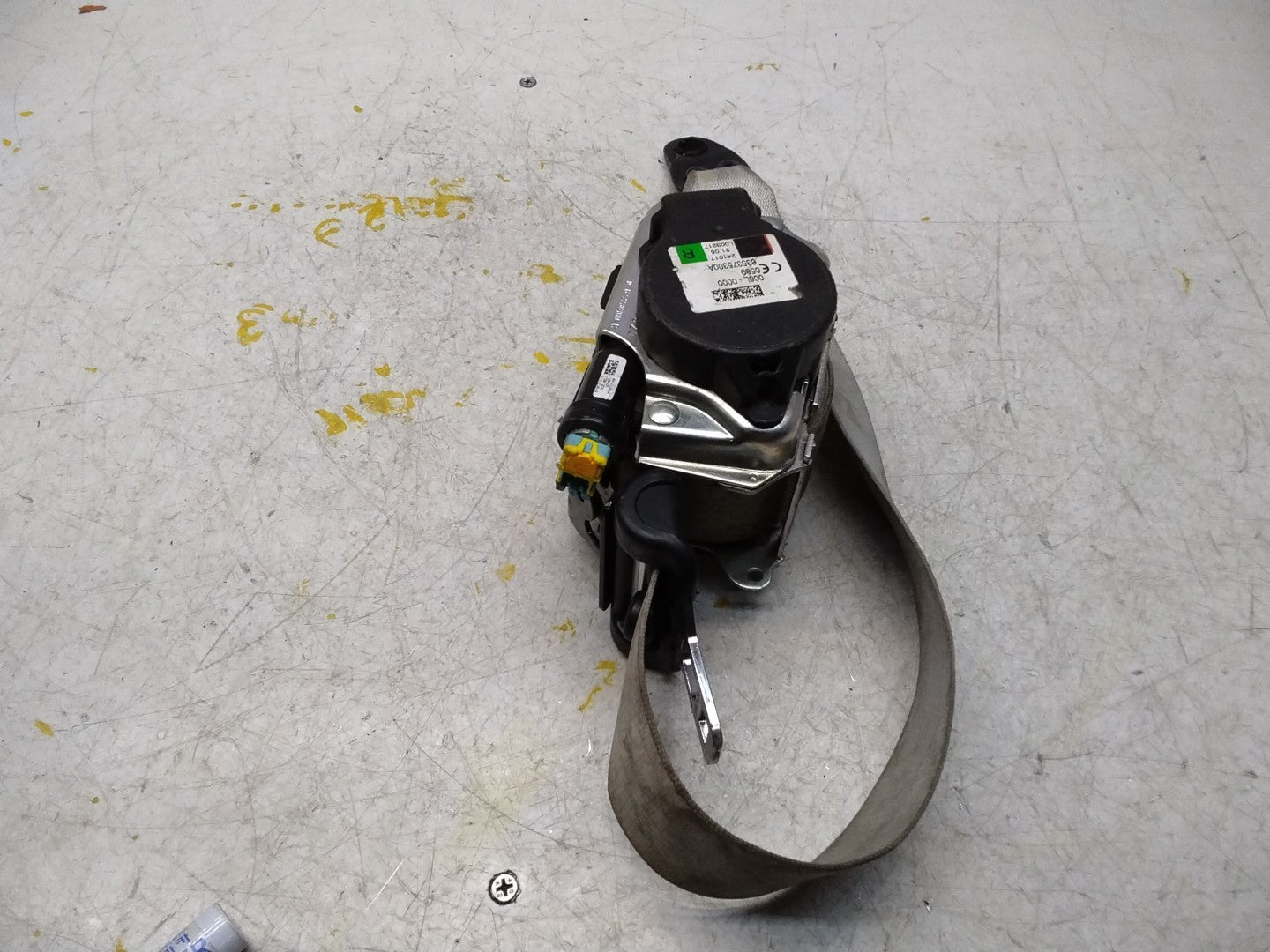 MERCEDES C-CLASS W205 SEAT BELT REAR RIGHT DRIVER SIDE A2058601601 FMS352 OSR