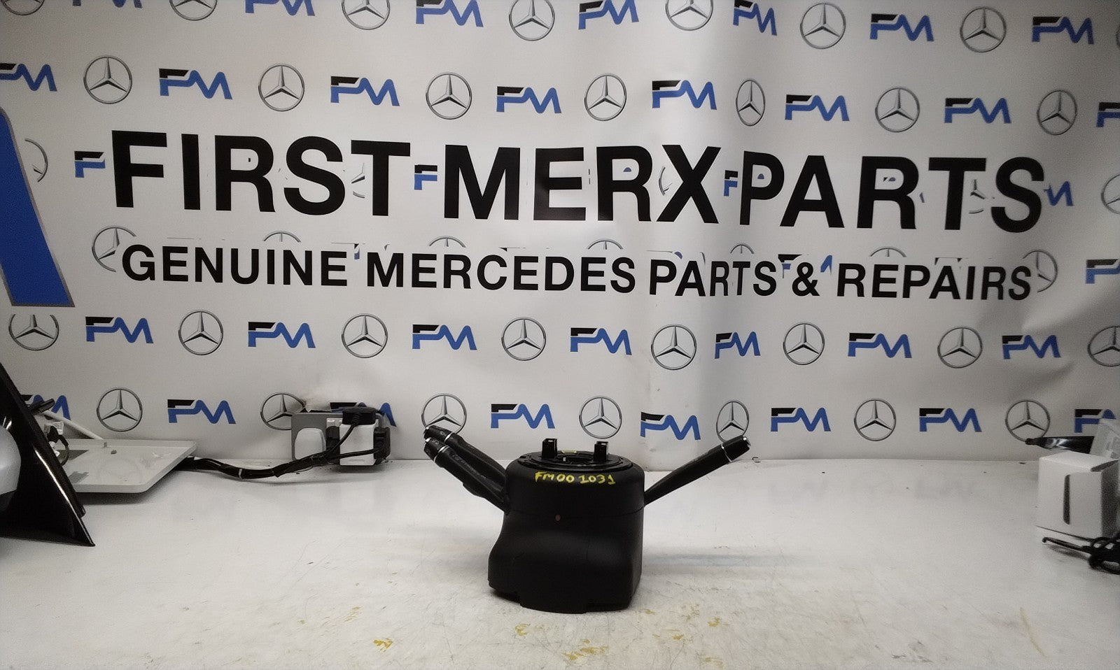 Mercedes E-CLASS W213 INDICATOR/WIPER GEAR SELECT + SQUIB  A2139001611 FM001031