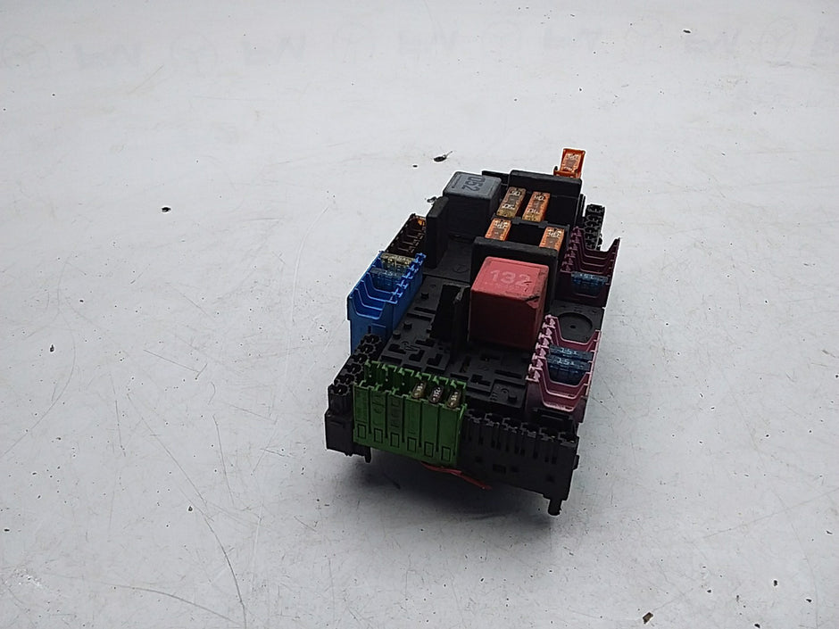 MERCEDES BENZ E-CLASS W213 2016 ONWARDS FUSE RELAY BOX A2139068801 FMF125