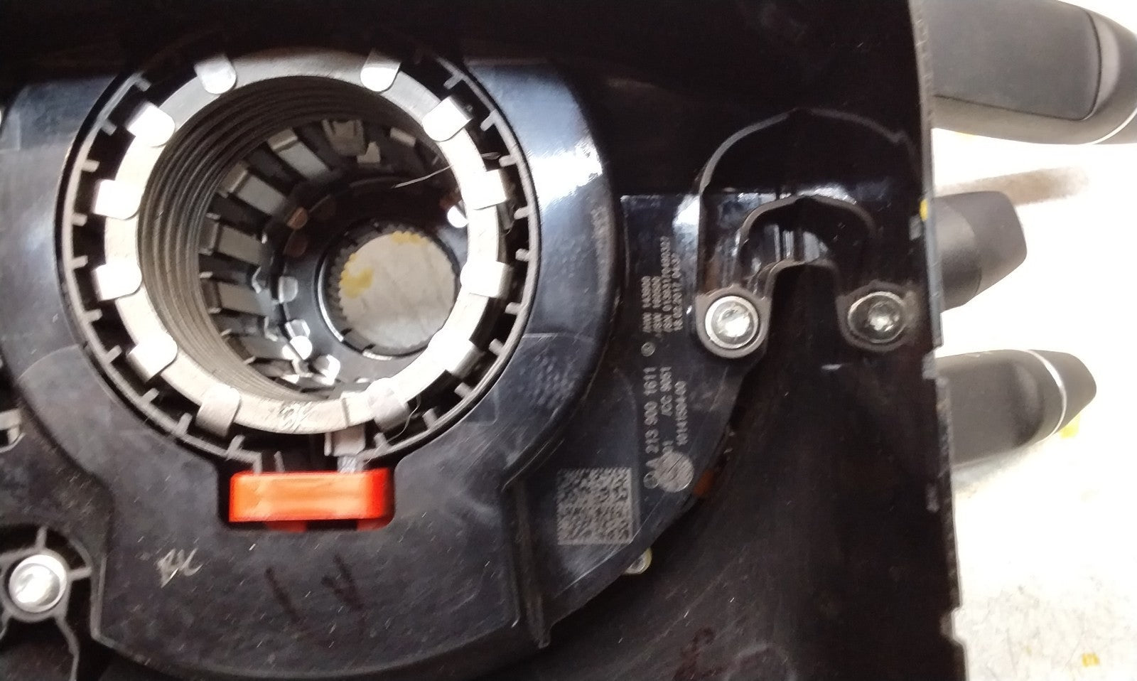 Mercedes E-CLASS W213 INDICATOR/WIPER GEAR SELECT + SQUIB  A2139001611 FM001031