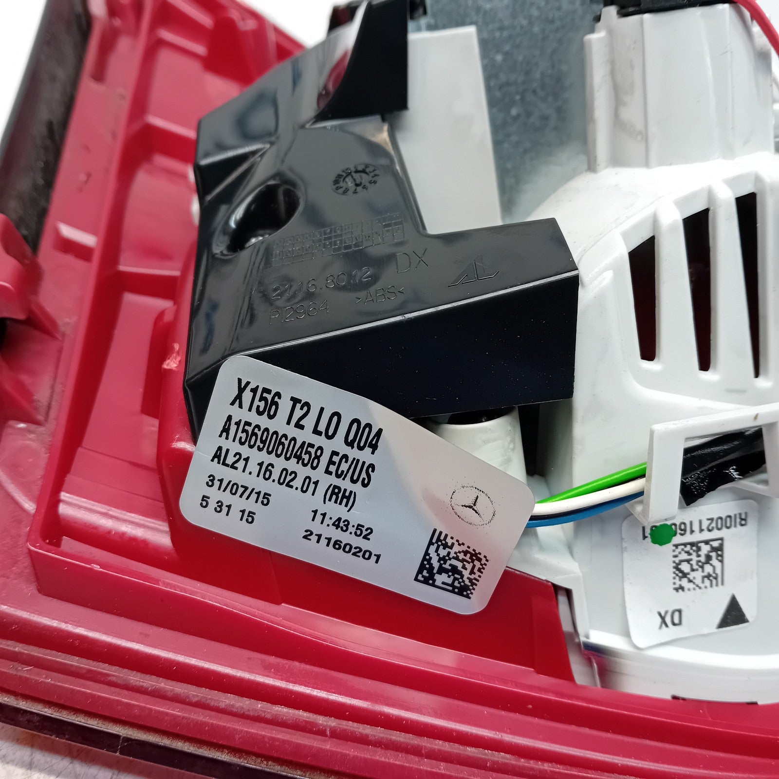 MERCEDES GLA W156 DRIVER SIDE OS REAR TAIL LIGHT A1569060458 2015 FMT166