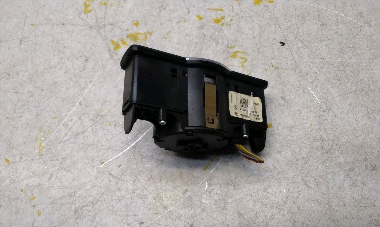 MERCEDES E-CLASS W212 HEADLIGHT CONTROL SWITCH 2012 A2129056800 FM001023
