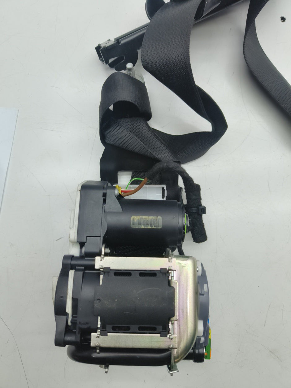 MERCEDES E CLASS W212  SEAT BELT FRONT LEFT PASSENGER SIDE A2128600786 FMS23 NSF